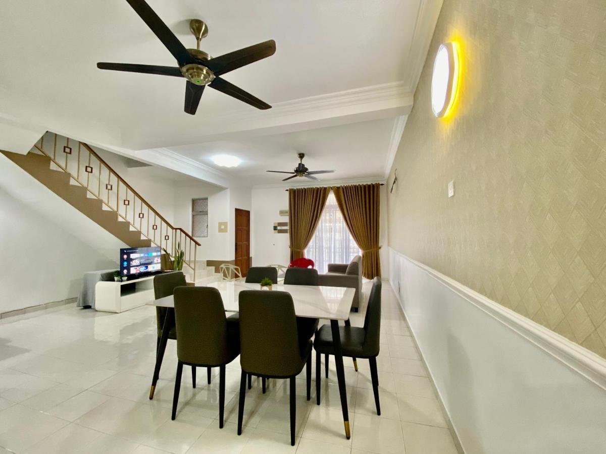Comfy Sutera Seberang Jaya Villa Kampong Belah Dua Exterior foto