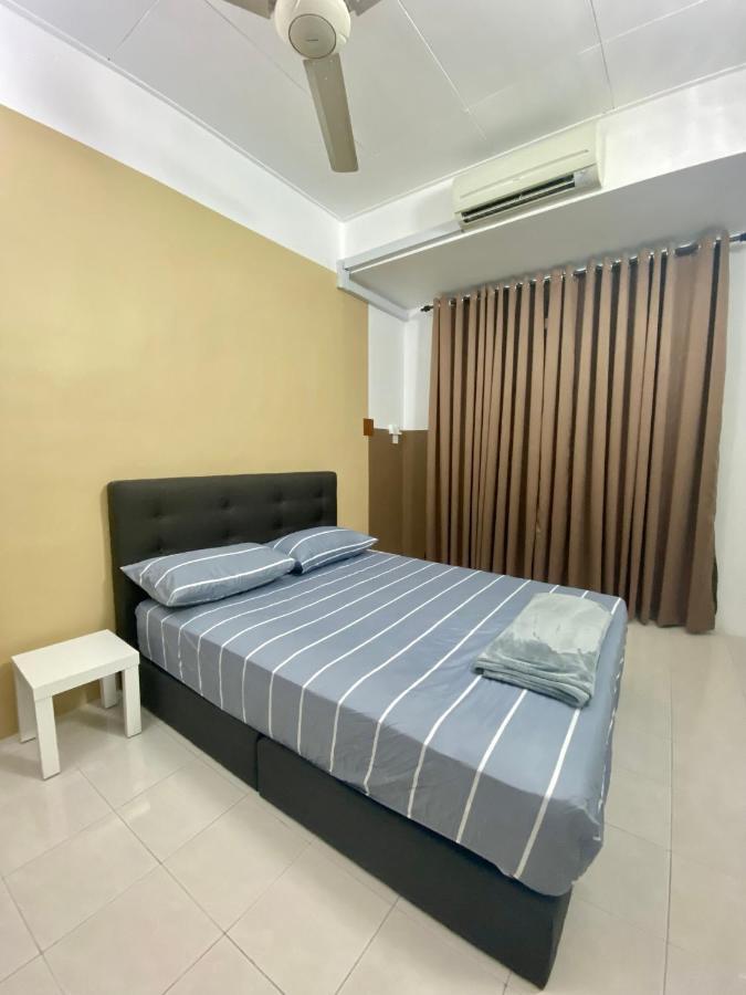 Comfy Sutera Seberang Jaya Villa Kampong Belah Dua Exterior foto