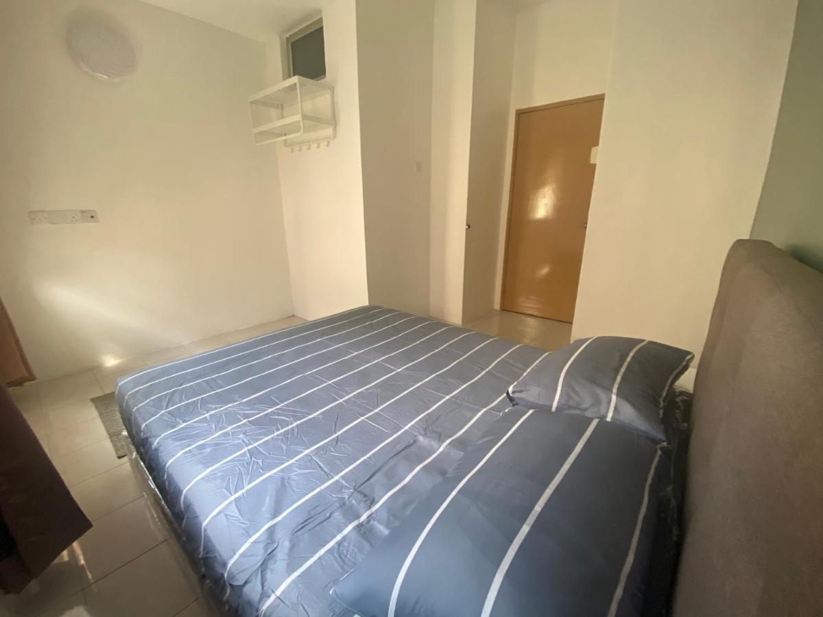 Comfy Sutera Seberang Jaya Villa Kampong Belah Dua Exterior foto